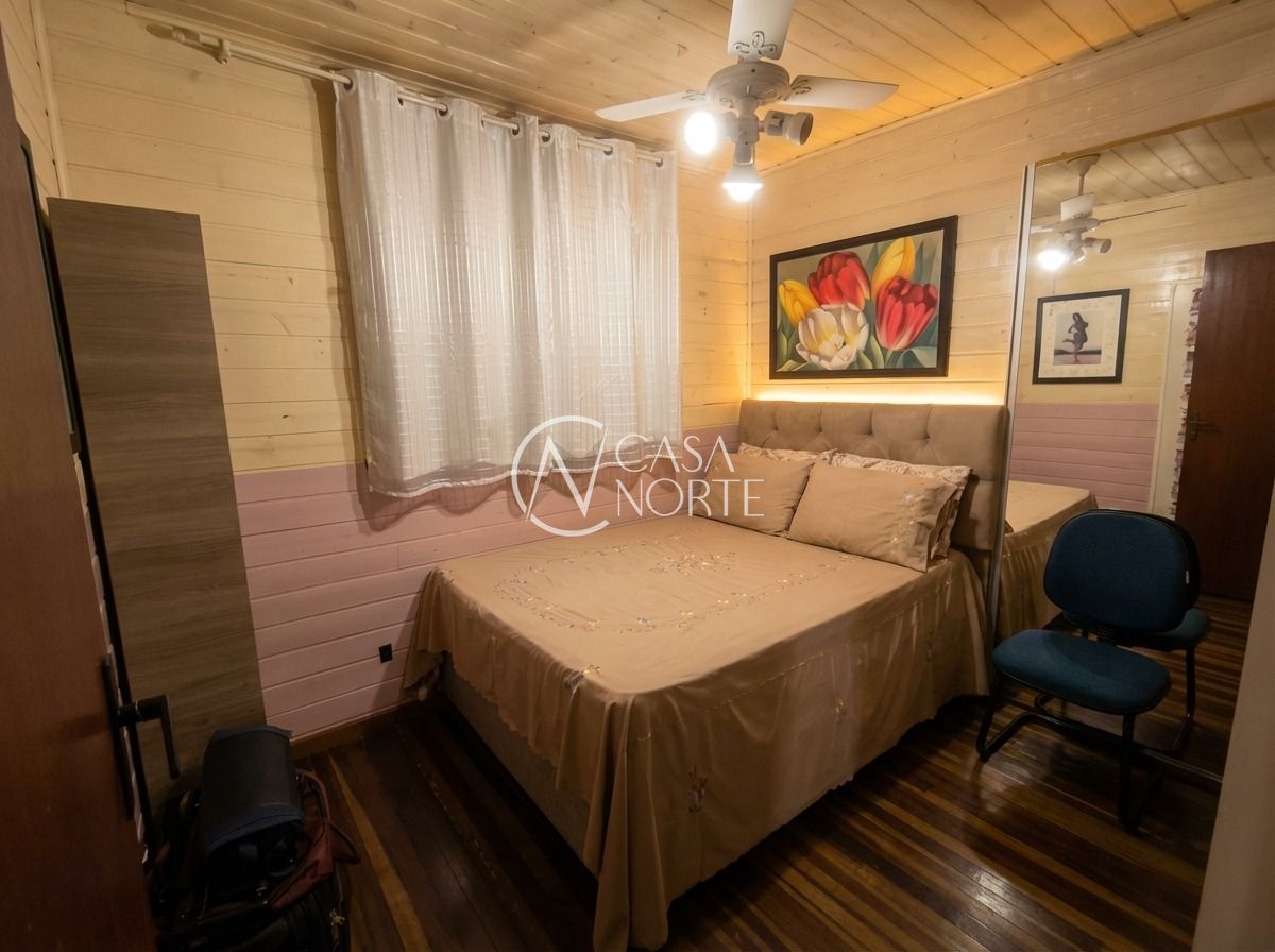 Casa à venda com 2 quartos, 275m², 1 suíte, 3 vagas, Rua Jaime Bocacio no bairro Aberta dos Morros em Porto Alegre