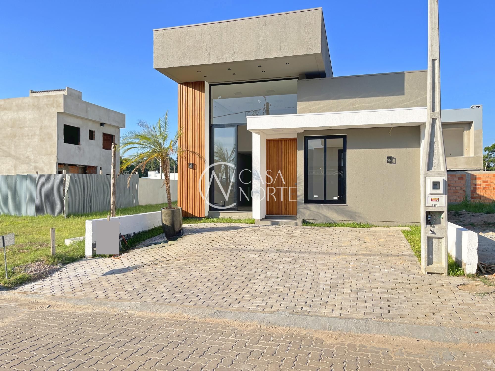 Casa de Condomínio à venda com 3 quartos, 98m², 1 suíte, 2 vagas, Avenida Juca Batista no bairro Hípica em Porto Alegre