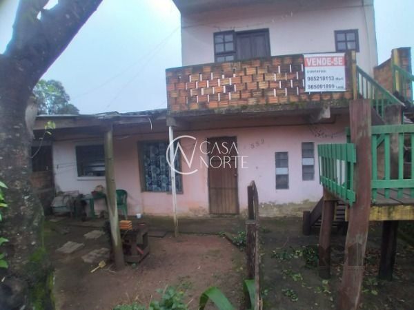 Casa à venda com 2 quartos, 80m², 1 vaga, Rua Stringhini no bairro Hípica em Porto Alegre