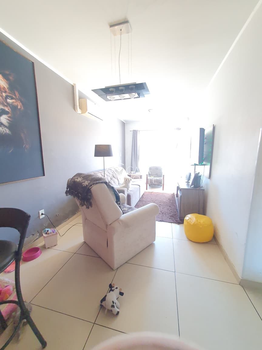 Casa de Condomínio à venda com 2 quartos, 100m², 2 vagas, Rua Embira no bairro Hípica em Porto Alegre
