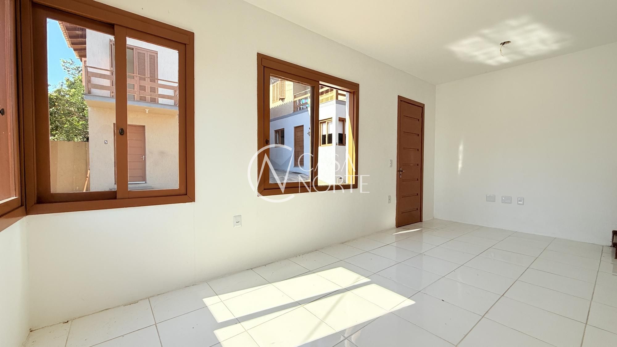 Casa de Condomínio à venda com 2 quartos, 108m², 1 vaga, Rua Morro Alto no bairro Ipanema em Porto Alegre