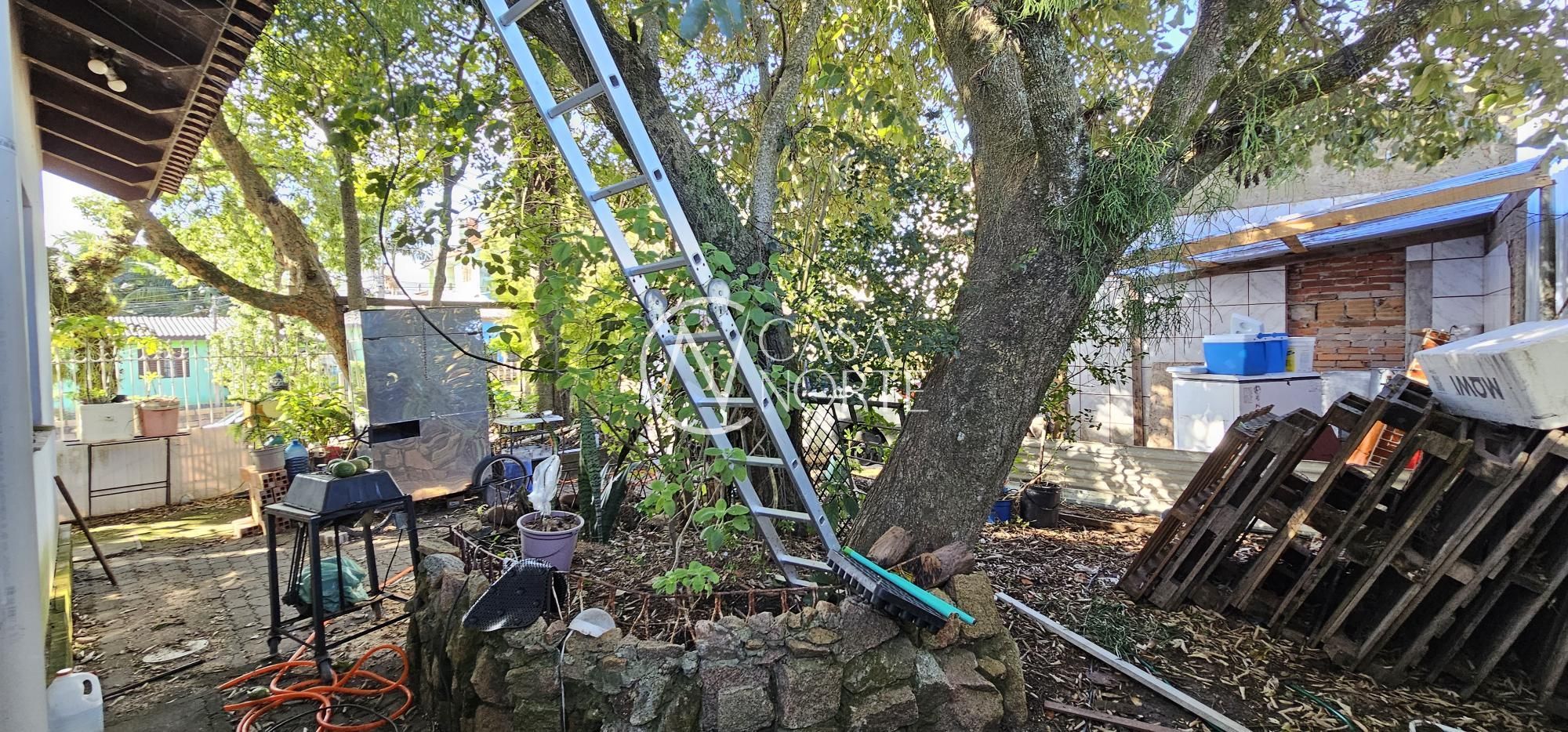Casa à venda com 1 quarto, 48m², 1 vaga, Avenida da Serraria no bairro Espírito Santo em Porto Alegre
