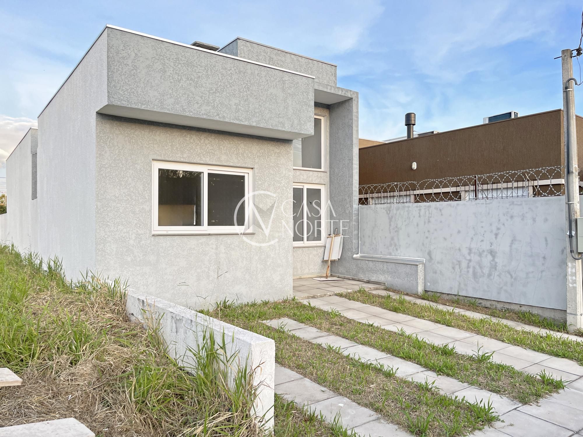 Casa à venda com 3 quartos, 69m², 1 suíte, 2 vagas, Rua Jorge Babot Miranda no bairro Aberta dos Morros em Porto Alegre