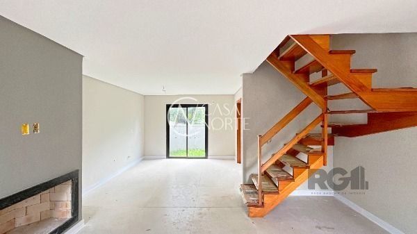 Casa de Condomínio à venda com 3 quartos, 96m², 1 suíte, 2 vagas, Rua Liberal no bairro Tristeza em Porto Alegre