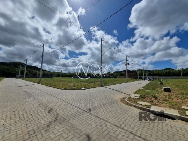 Terreno à venda  com 138m², Rua Lucindo Antônio Bottin no bairro Hípica em Porto Alegre