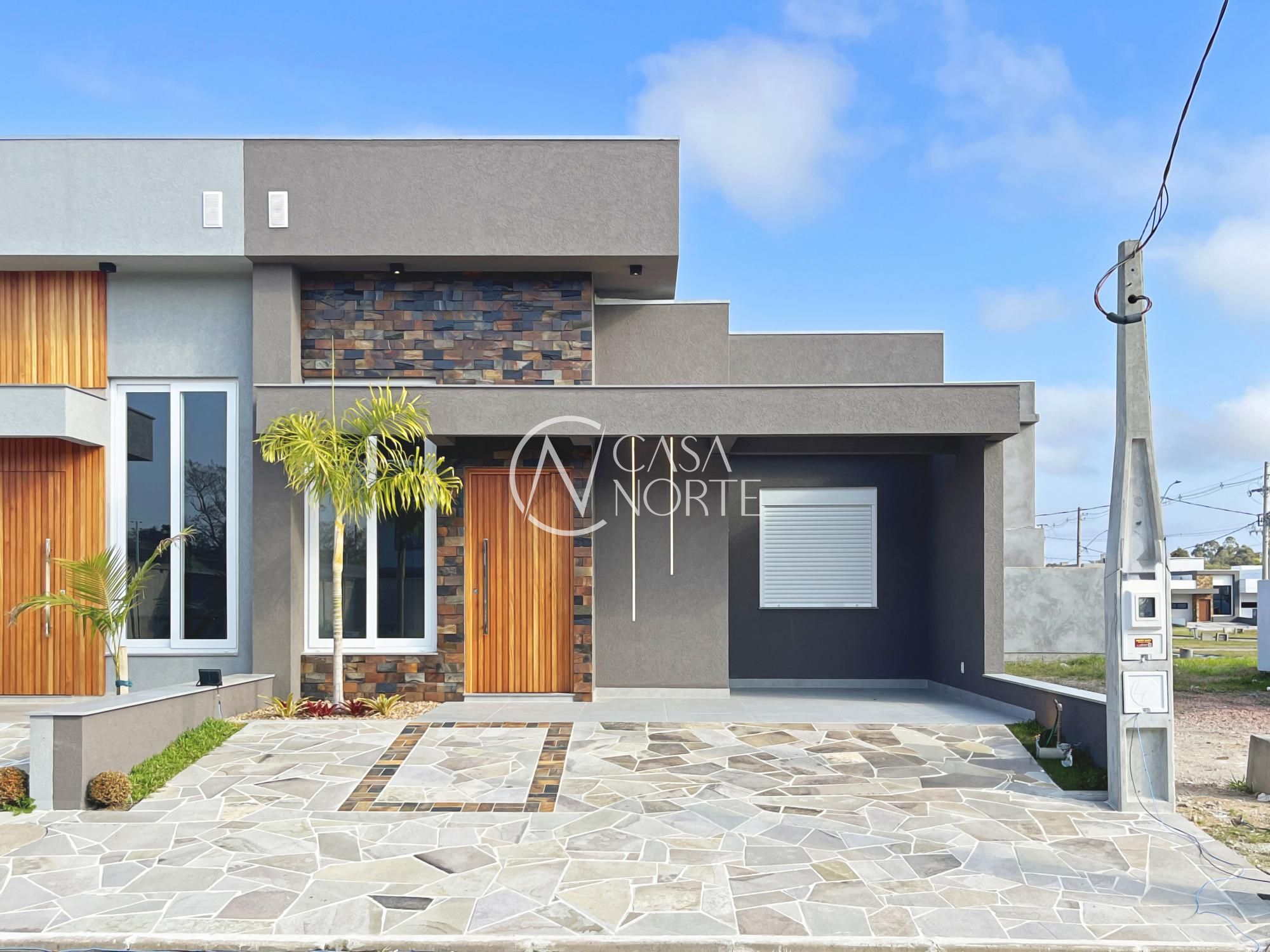 Casa de Condomínio à venda com 3 quartos, 97m², 1 suíte, 3 vagas, Avenida Juca Batista no bairro Hípica em Porto Alegre