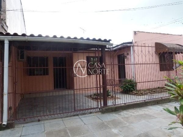 Casa à venda com 3 quartos, 90m², 1 vaga, Rua David Cherman no bairro Restinga em Porto Alegre