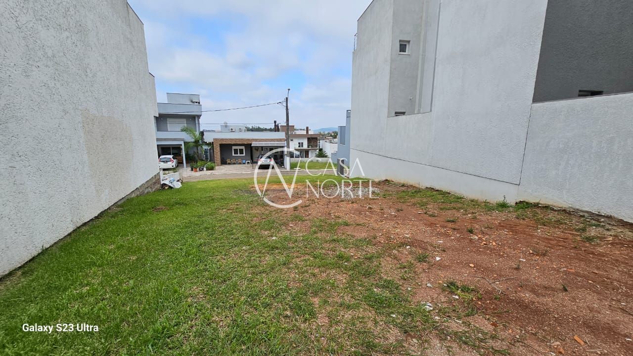 Terreno à venda  com 268m², Rua Ivo Walter Kern no bairro Hípica em Porto Alegre