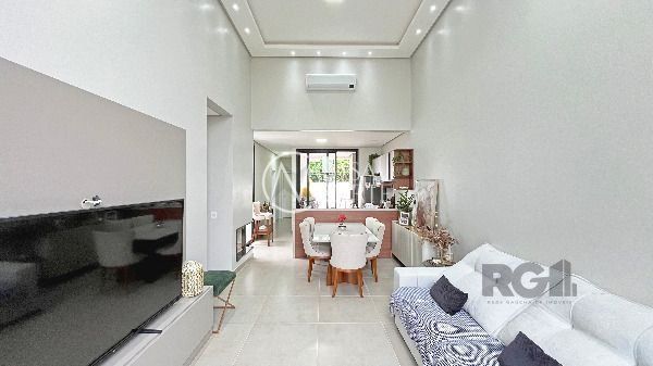 Casa de Condomínio à venda com 3 quartos, 100m², 1 suíte, 2 vagas, Rua Carlos Maximiliano Fayet no bairro Hípica em Porto Alegre