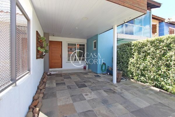 Casa à venda com 3 quartos, 135m², 1 suíte, 1 vaga, Rua Doutor Hermes Pacheco no bairro Aberta dos Morros em Porto Alegre
