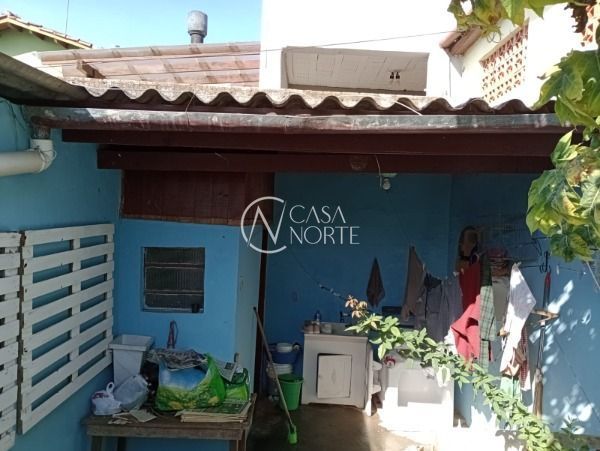 Casa à venda com 2 quartos, 115m², Rua Manoel Ferrador no bairro Passo das Pedras em Porto Alegre