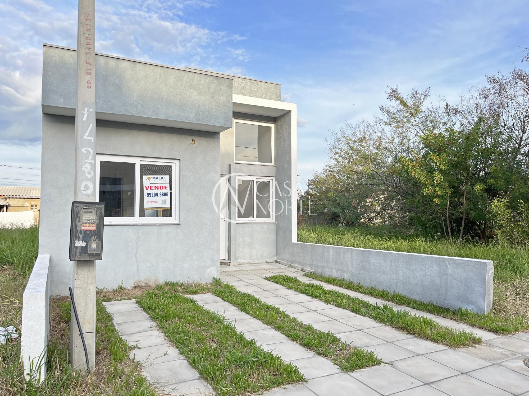 Casa de Condomínio à venda com 2 quartos, 85m², 1 suíte, 2 vagas, Rua Jorge Babot Miranda no bairro Aberta dos Morros em Porto Alegre