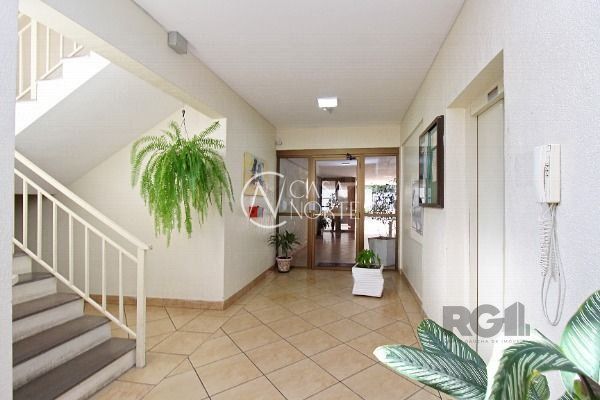 Apartamento à venda com 3 quartos, 88m², 1 suíte, 1 vaga, Rua Frederico Etzberger no bairro Nonoai em Porto Alegre