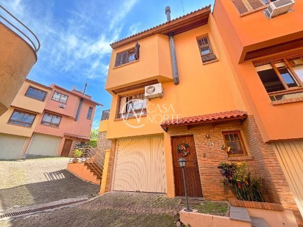 Casa de Condomínio à venda com 3 quartos, 154m², 1 suíte, 1 vaga, Rua Giorgio Negroni no bairro Espírito Santo em Porto Alegre