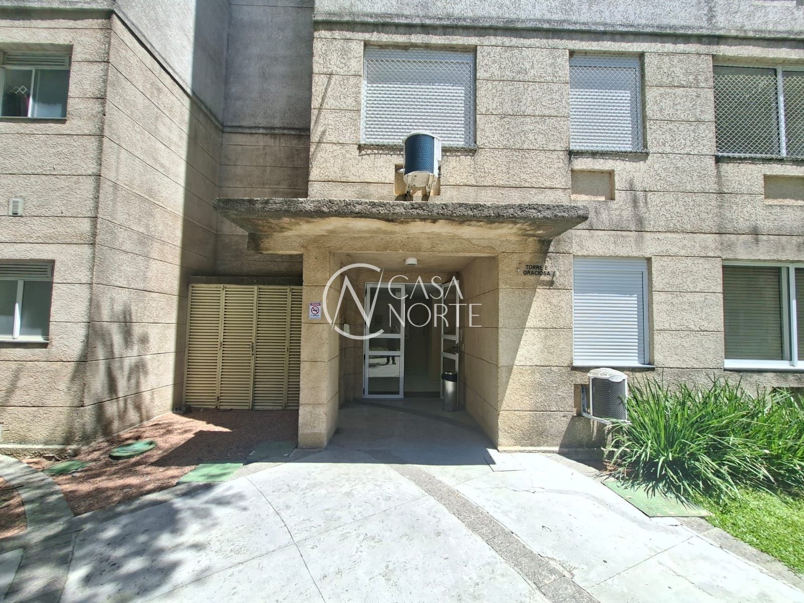 Apartamento à venda com 3 quartos, 61m², 1 suíte, 1 vaga, Avenida Juca Batista no bairro Cavalhada em Porto Alegre