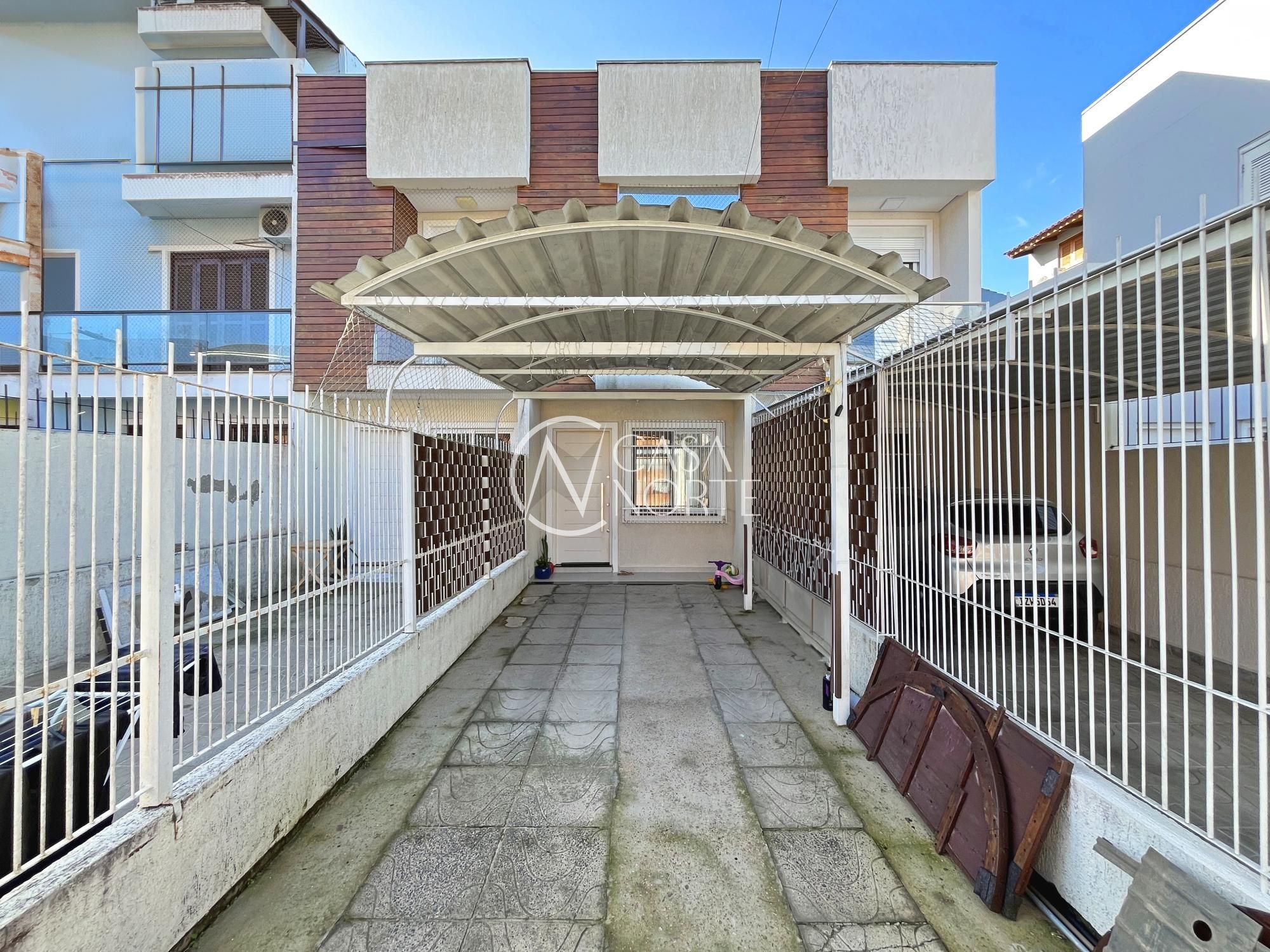 Casa à venda com 2 quartos, 82m², 2 suítes, 1 vaga, Rua Zuzu Angel no bairro Hípica em Porto Alegre