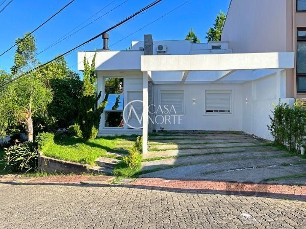 Casa de Condomínio à venda com 3 quartos, 184m², 1 suíte, 2 vagas, Avenida Juca Batista no bairro Aberta dos Morros em Porto Alegre