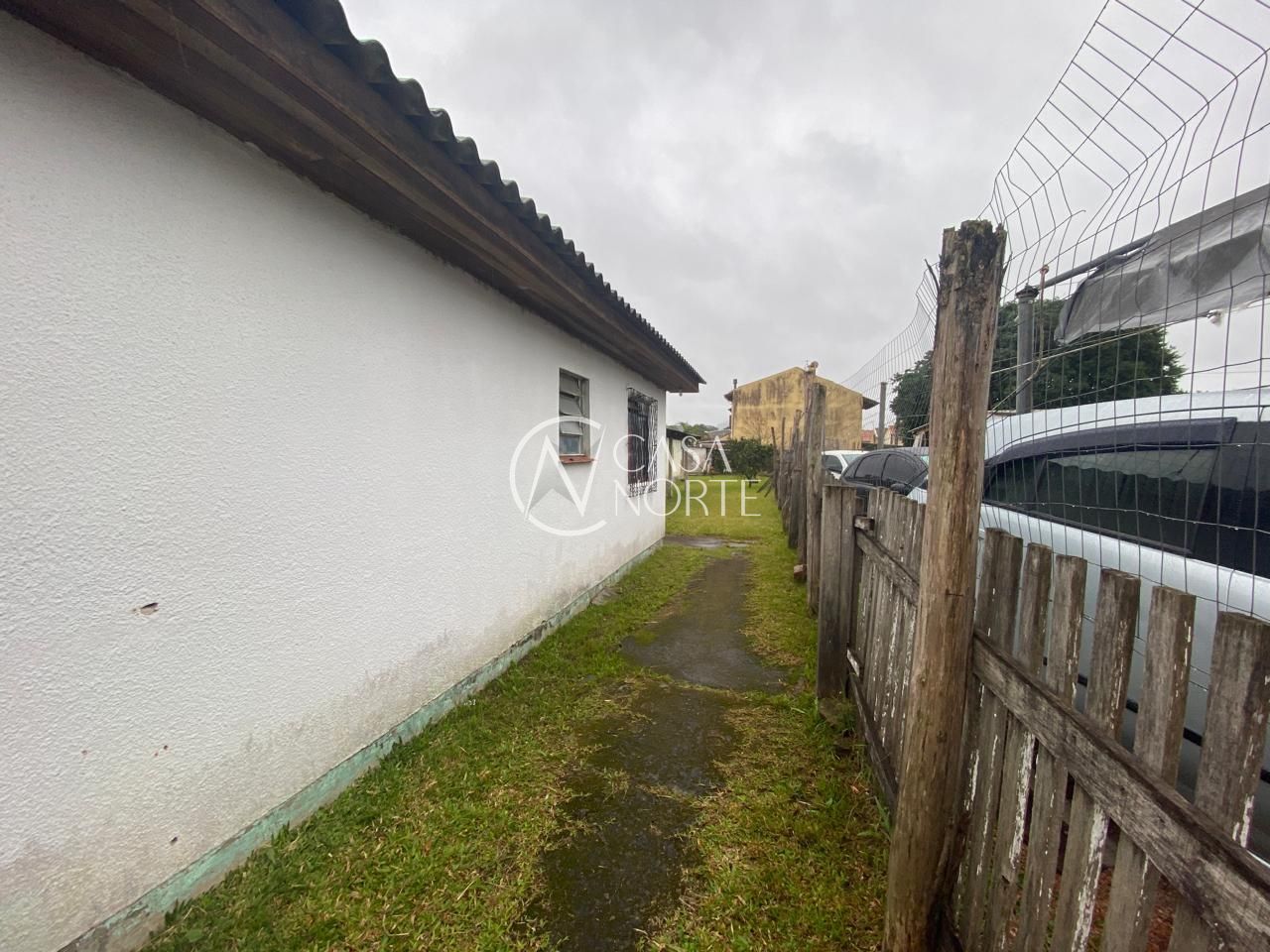 Terreno Comercial à venda  com 500m², Avenida Edgar Pires de Castro no bairro Hípica em Porto Alegre