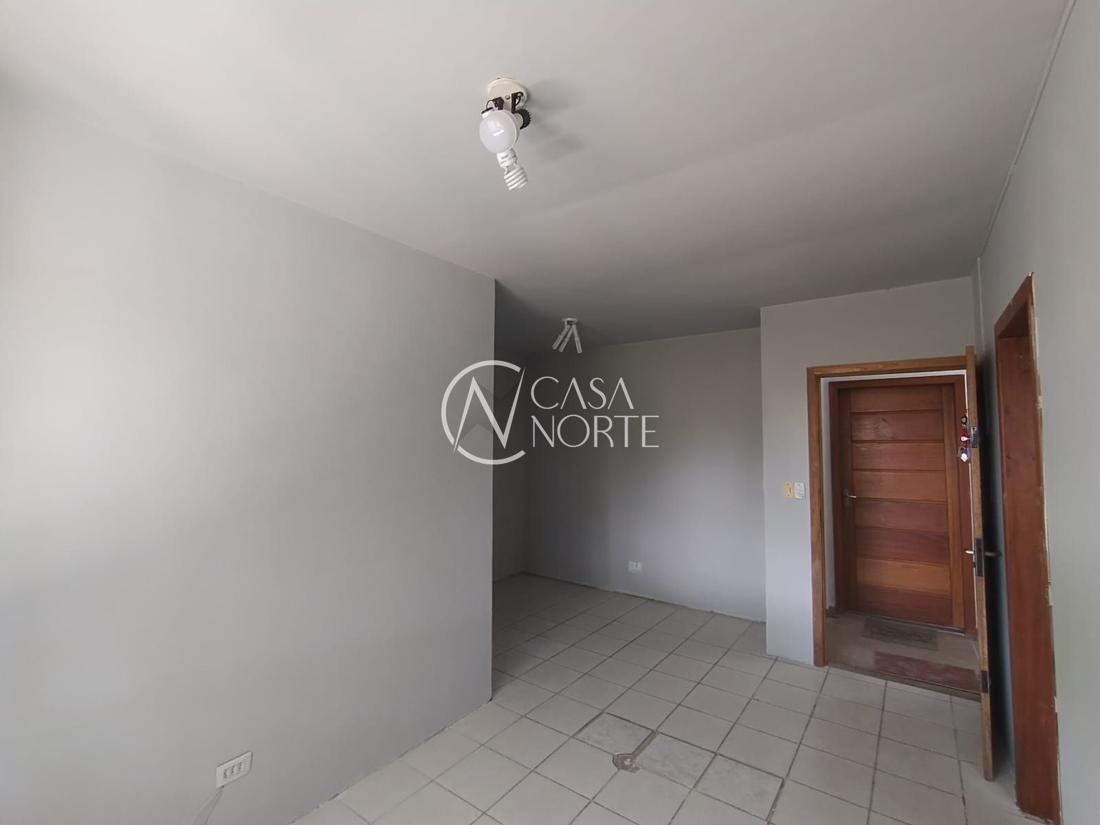 Apartamento à venda com 2 quartos, 52m², 1 vaga, Rua Doutor Pio Fiori de Azevedo no bairro Vila Nova em Porto Alegre