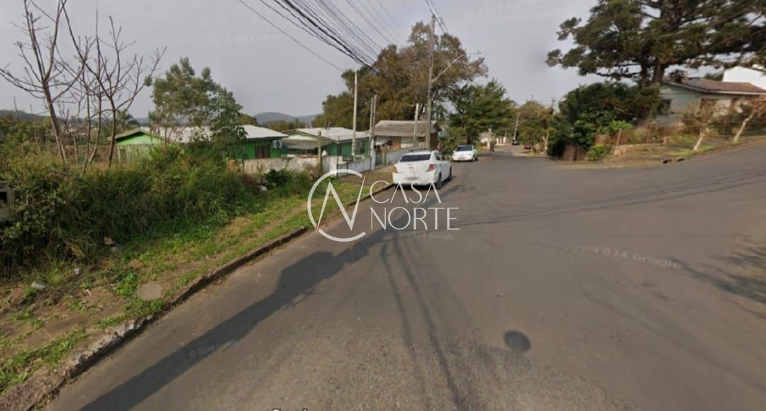 Terreno à venda  com 355m², Rua dos Guenoas no bairro Guarujá em Porto Alegre