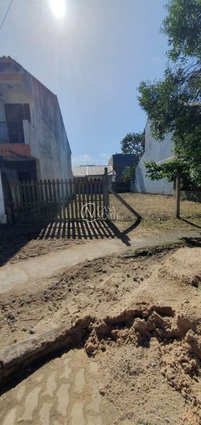 Terreno à venda  com 176m², Rua Maria Lourdes Willms no bairro Hípica em Porto Alegre