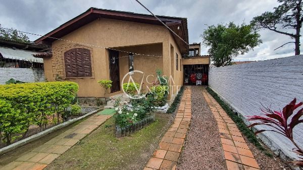 Terreno à venda  com 400m², Avenida Edgar Pires de Castro no bairro Restinga em Porto Alegre