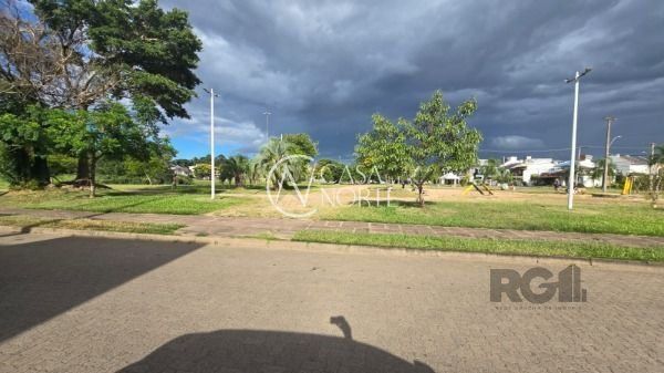 Terreno à venda  com 172m², Rua Ivo Walter Kern no bairro Hípica em Porto Alegre