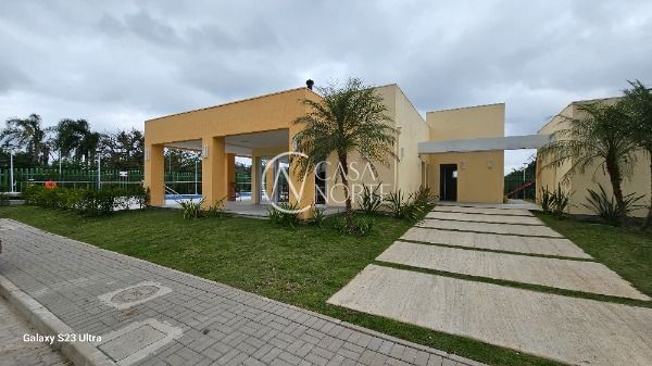 Casa de Condomínio à venda com 3 quartos, 97m², 1 suíte, 2 vagas, Avenida Juca Batista no bairro Hípica em Porto Alegre