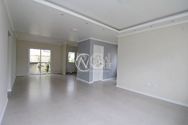 Casa à venda com 3 quartos, 123m², 1 suíte, 2 vagas, Canisio Binsfeld no bairro Hípica em Porto Alegre