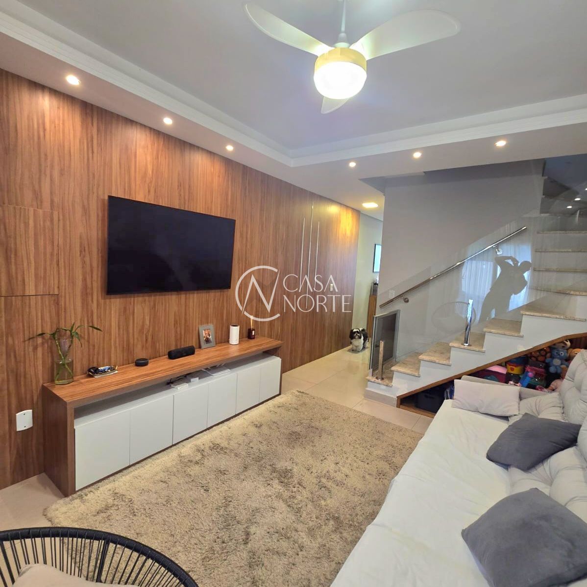 Casa de Condomínio à venda com 2 quartos, 110m², 1 vaga, Rua Júlio Dias de Souza no bairro Aberta dos Morros em Porto Alegre