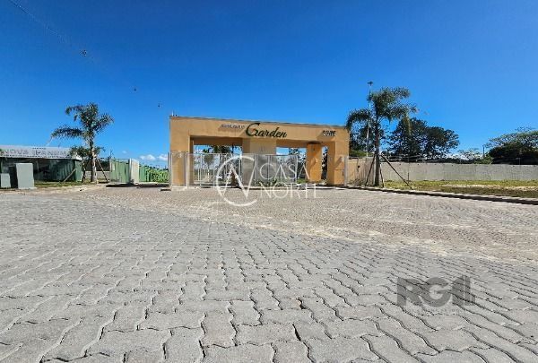 Terreno à venda  com 147m², Avenida Juca Batista no bairro Hípica em Porto Alegre