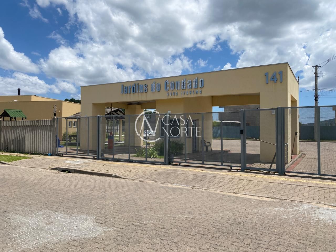 Terreno à venda  com 132m², Rua Lucindo Antônio Bottin no bairro Hípica em Porto Alegre