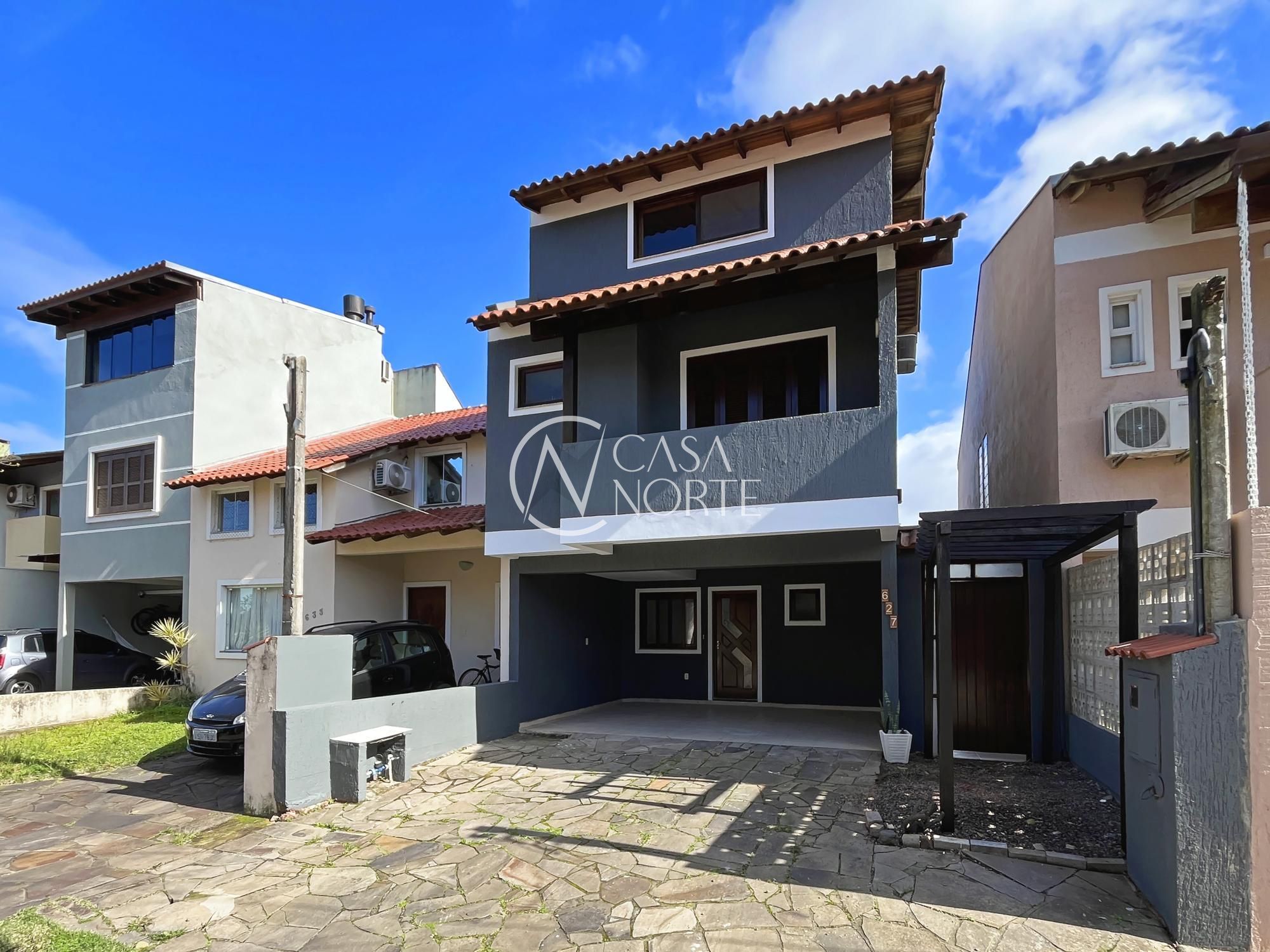 Casa à venda com 3 quartos, 168m², 1 suíte, 2 vagas, Rua Guatambu no bairro Hípica em Porto Alegre