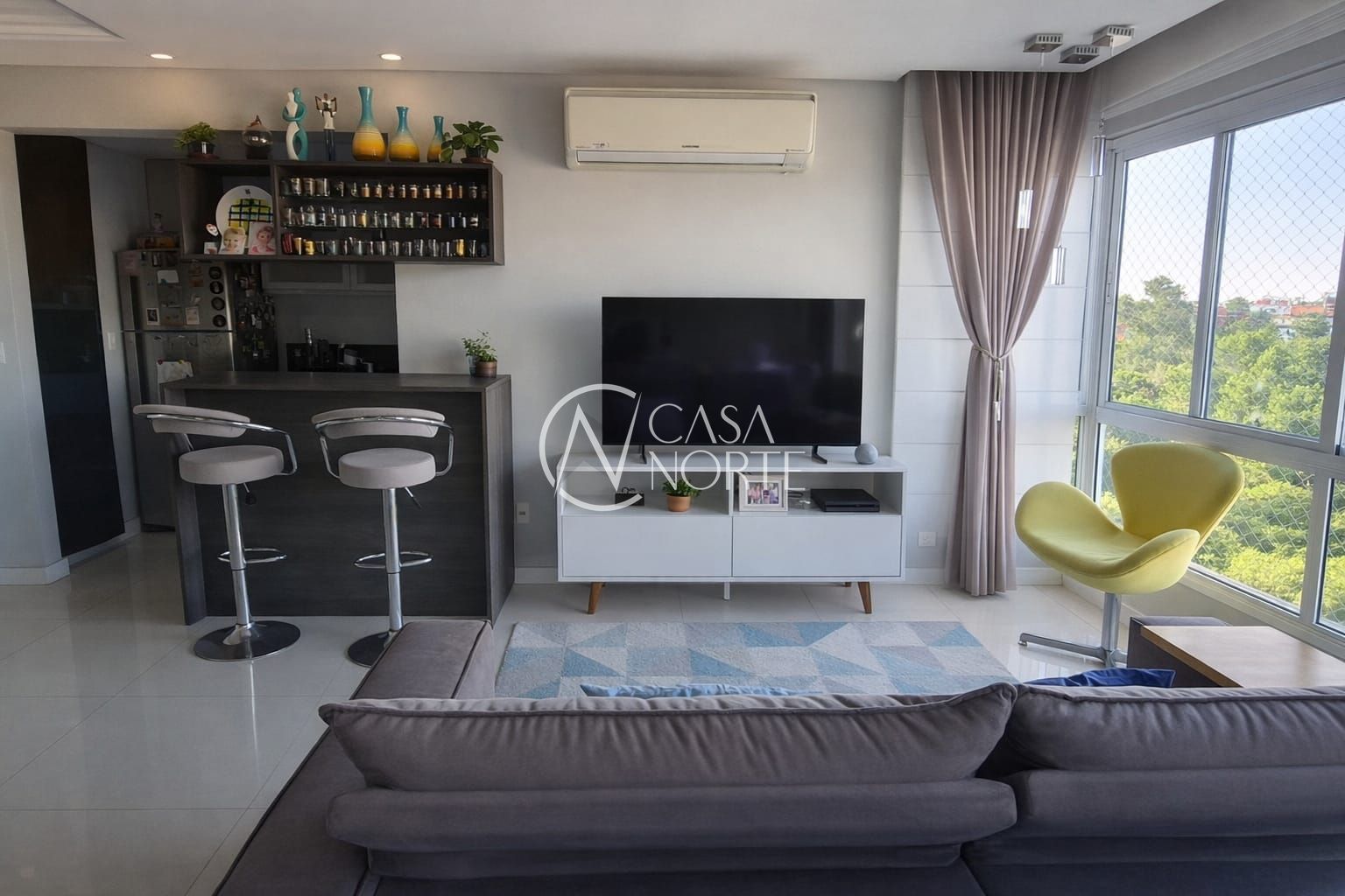 Apartamento à venda com 3 quartos, 71m², 1 suíte, 1 vaga, Avenida da Cavalhada no bairro Cavalhada em Porto Alegre