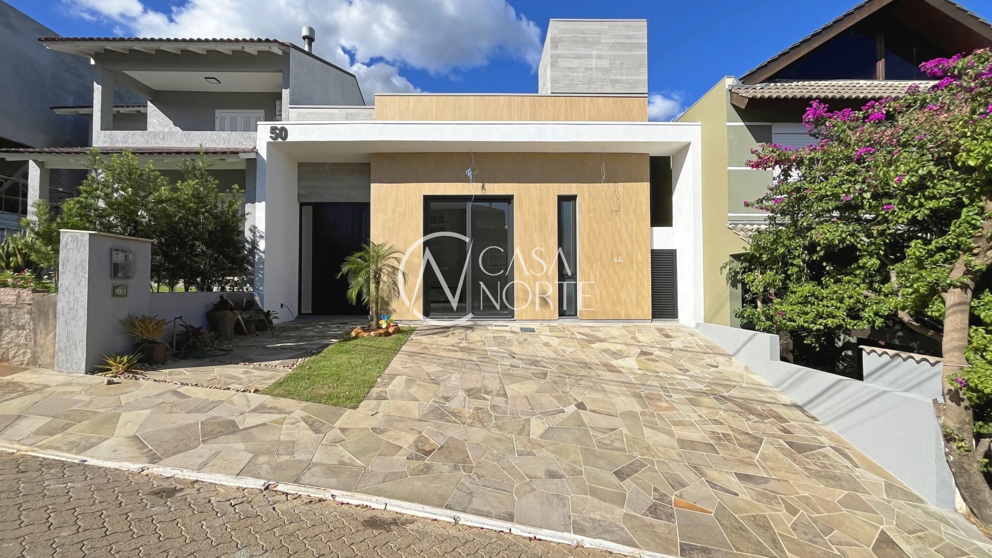 Casa de Condomínio à venda com 3 quartos, 174m², 3 suítes, 3 vagas, Rua Francisco Solano Borges no bairro Hípica em Porto Alegre