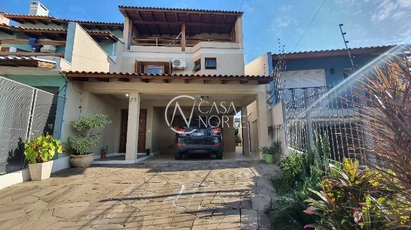 Casa à venda com 3 quartos, 200m², 1 suíte, 4 vagas, Rua Torre de Pedra no bairro Espírito Santo em Porto Alegre