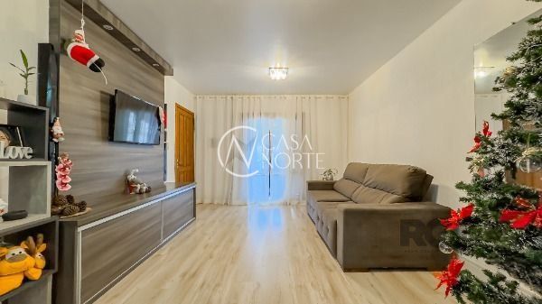 Casa à venda com 3 quartos, 100m², 1 suíte, 2 vagas, Rua Geraldo Tollens Linck no bairro Hípica em Porto Alegre
