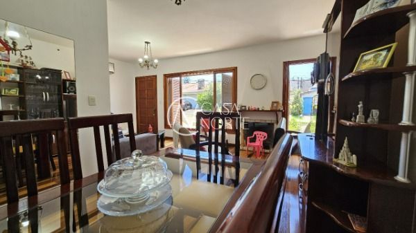 Casa de Condomínio à venda com 3 quartos, 110m², 1 suíte, 1 vaga, Avenida Edgar Pires de Castro no bairro Hípica em Porto Alegre