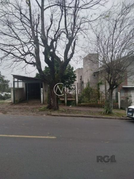 Terreno à venda  com 590m², Rua Dea Coufal no bairro Ipanema em Porto Alegre