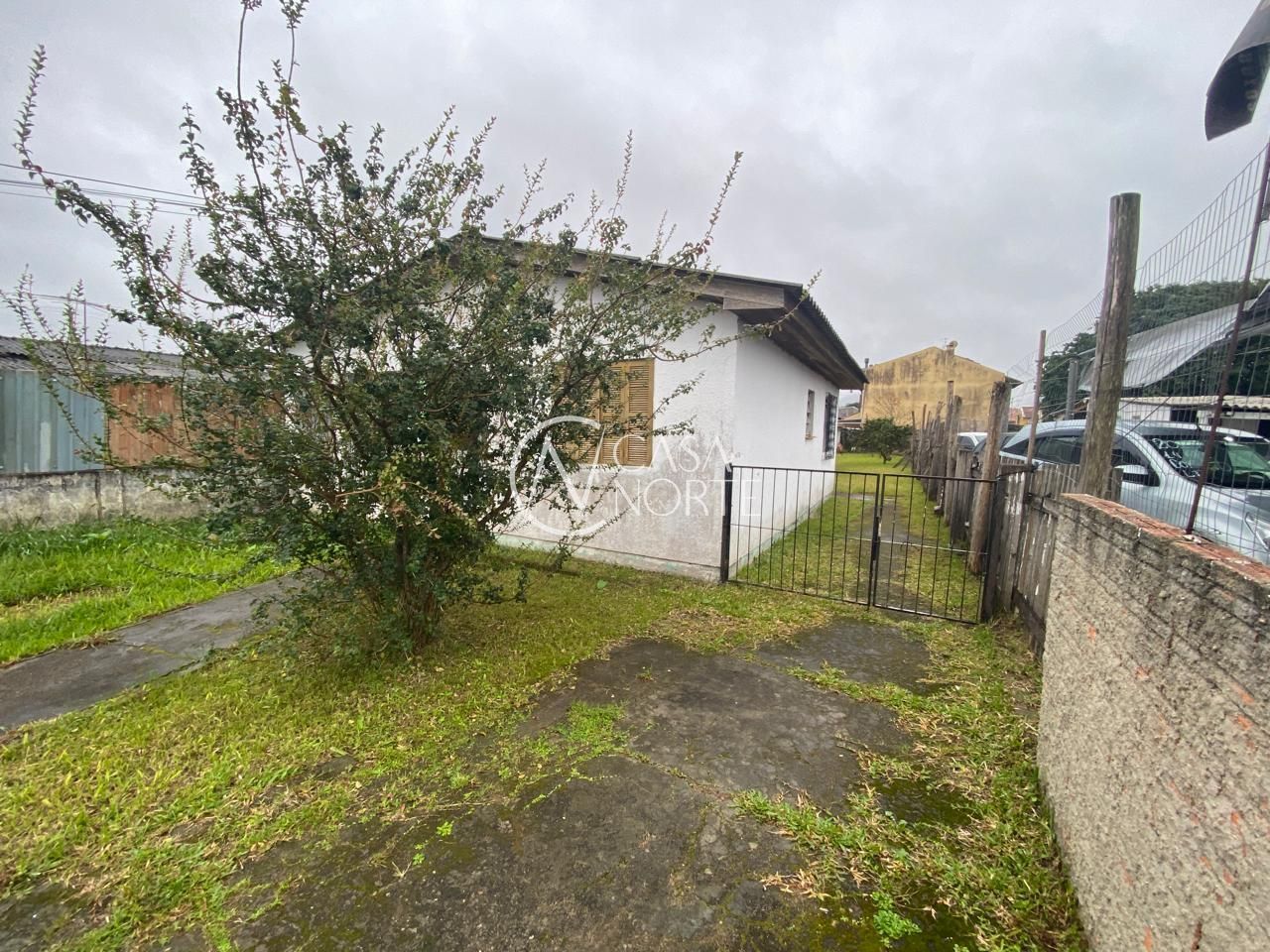 Terreno Comercial à venda  com 500m², Avenida Edgar Pires de Castro no bairro Hípica em Porto Alegre