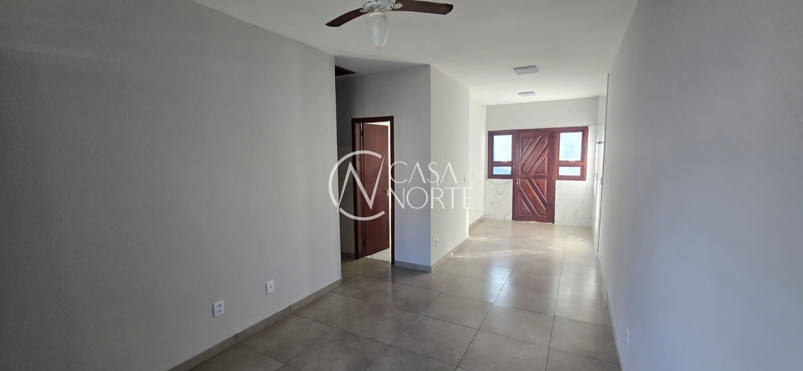 Casa à venda com 2 quartos, 57m², 2 vagas, Avenida Nossa Senhora de Guadalupe no bairro Hípica em Porto Alegre