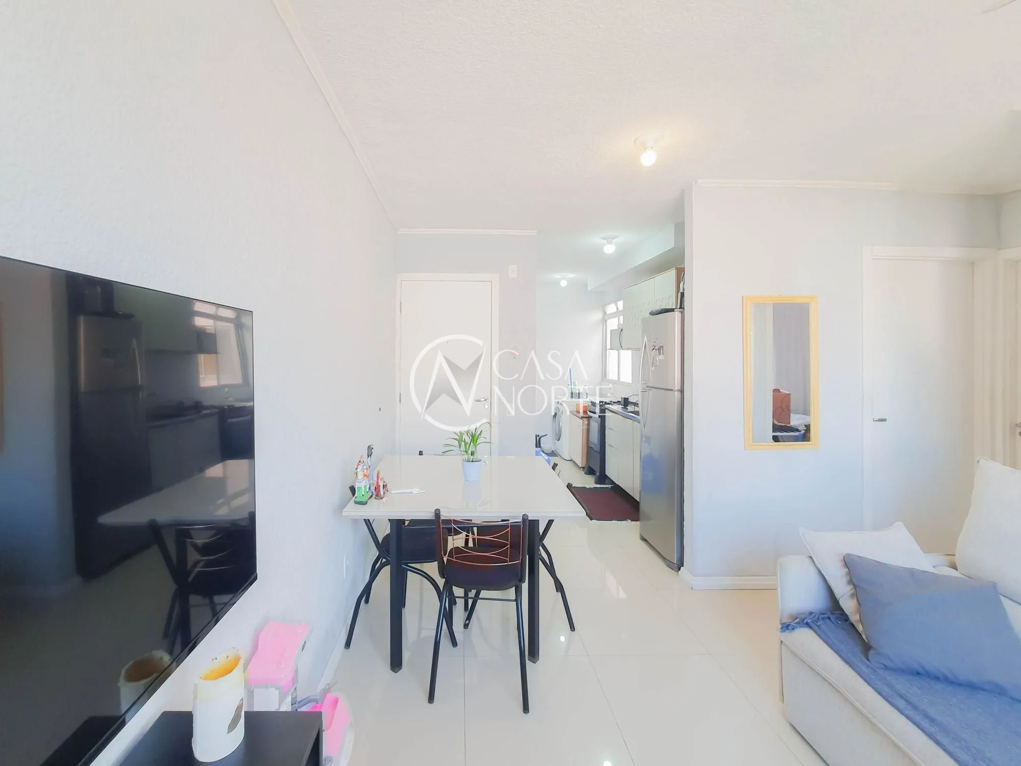 Apartamento à venda com 2 quartos, 40m², 1 vaga, Rua José Iuchno no bairro Hípica em Porto Alegre