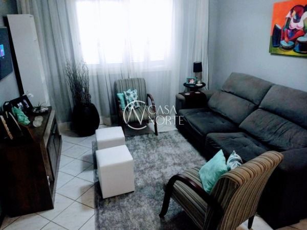 Casa à venda com 3 quartos, 65m², 1 vaga, Rua Irmao Firmino Biazus no bairro Hípica em Porto Alegre