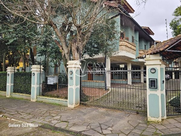 Casa de Condomínio à venda com 3 quartos, 218m², 1 suíte, 1 vaga, Rua Doutor Pio Ângelo no bairro Ipanema em Porto Alegre