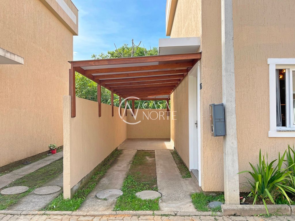 Casa de Condomínio à venda com 2 quartos, 55m², 2 vagas, Rua das Espatódeas no bairro Ponta Grossa em Porto Alegre