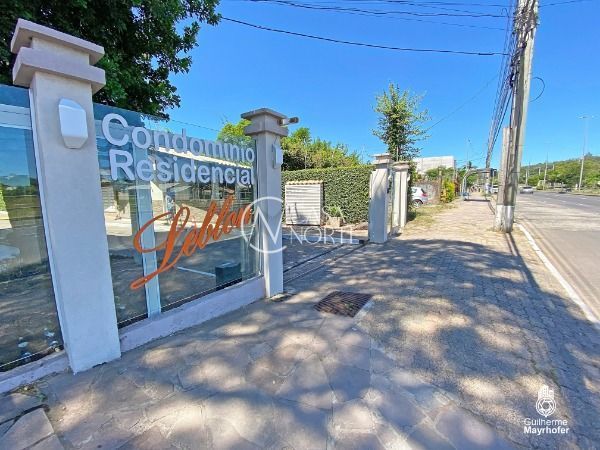 Casa à venda com 4 quartos, 208m², 2 suítes, Avenida Juca Batista no bairro Cavalhada em Porto Alegre