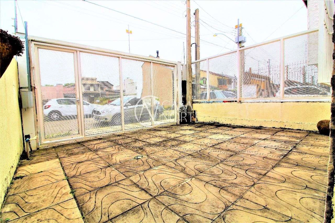 Casa à venda com 2 quartos, 69m², 1 suíte, 1 vaga, Rua Isidoro Bettio no bairro Aberta dos Morros em Porto Alegre