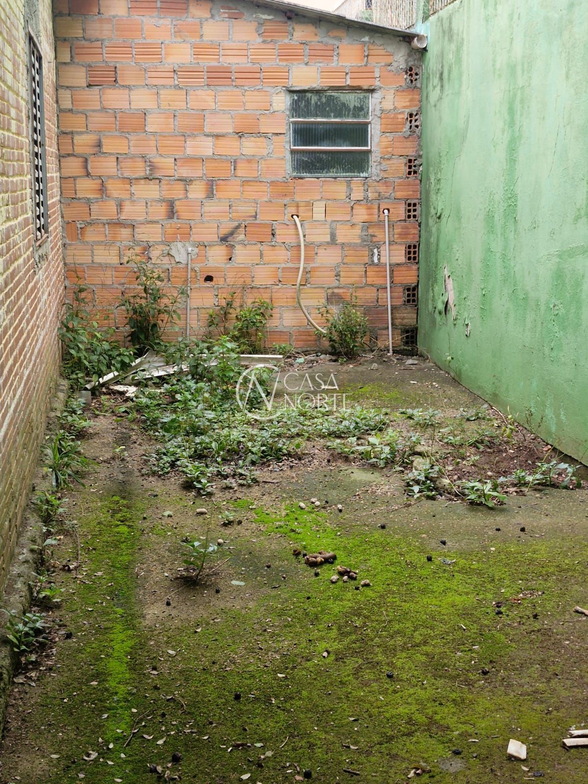 Terreno à venda  com 207m², Rua Jandira Pereira Santos no bairro Vila Nova em Porto Alegre