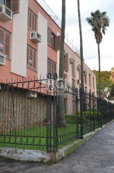 Apartamento à venda com 2 quartos, 70m², Avenida Padre Cacique no bairro Praia de Belas em Porto Alegre