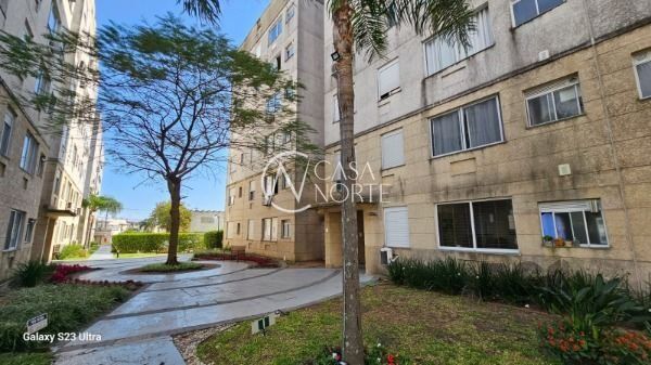 Apartamento à venda com 2 quartos, 46m², 1 vaga, Avenida Juca Batista no bairro Cavalhada em Porto Alegre